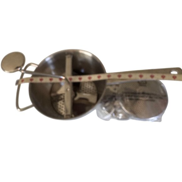 Stainless Steel Food Mill 3 Interchangeable Discs For Sauces Purees Baby Food - Picture 7 of 8